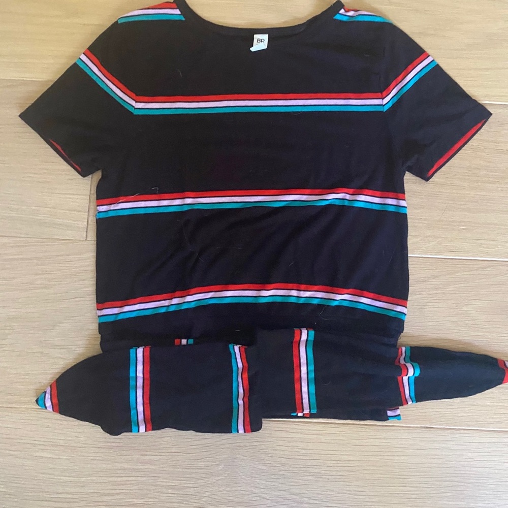 Tie up stripped shirt